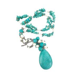 Faux Turquoise and Freshwater Pearl Beaded Necklace With Stone Pendant